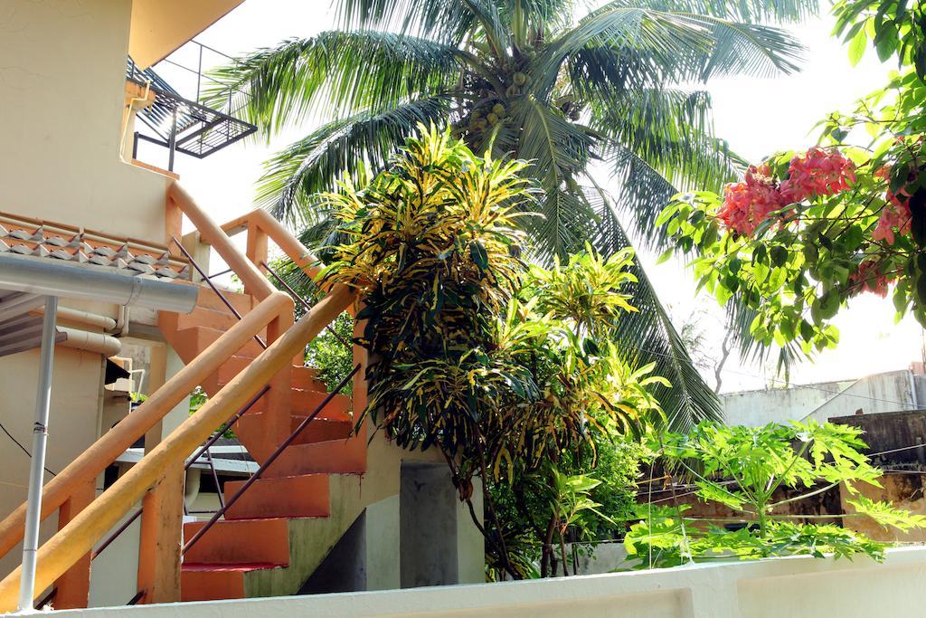Das Residency Bed & Breakfast Kochi Екстериор снимка