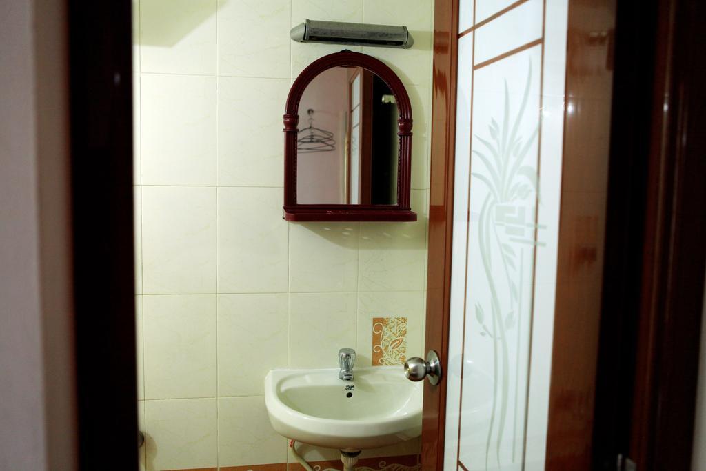 Das Residency Bed & Breakfast Kochi Екстериор снимка